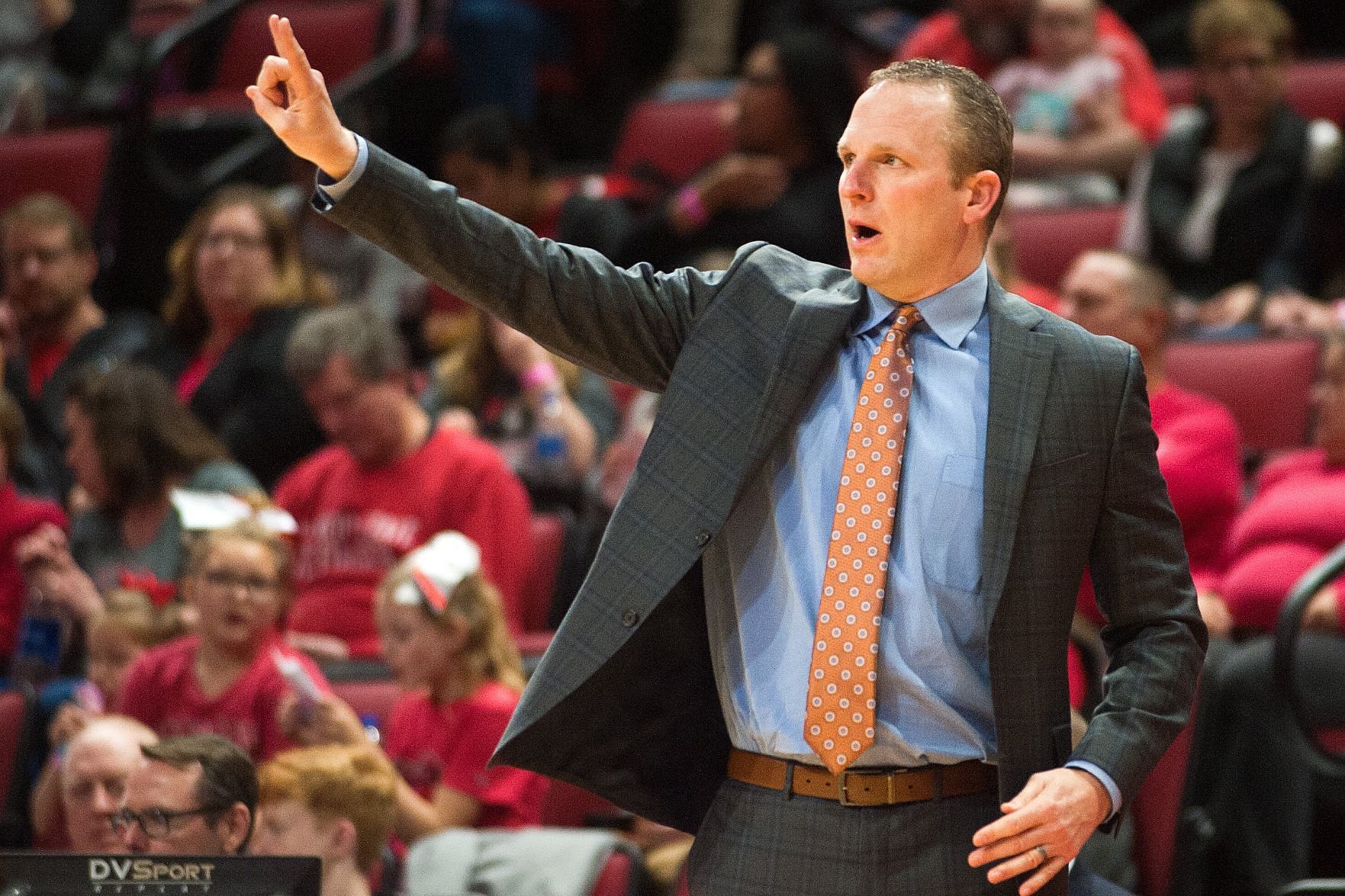 022320-blm-spt-12isuhoops